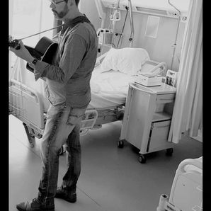 Bedside Busking (2021) Deventer Ziekenhuis